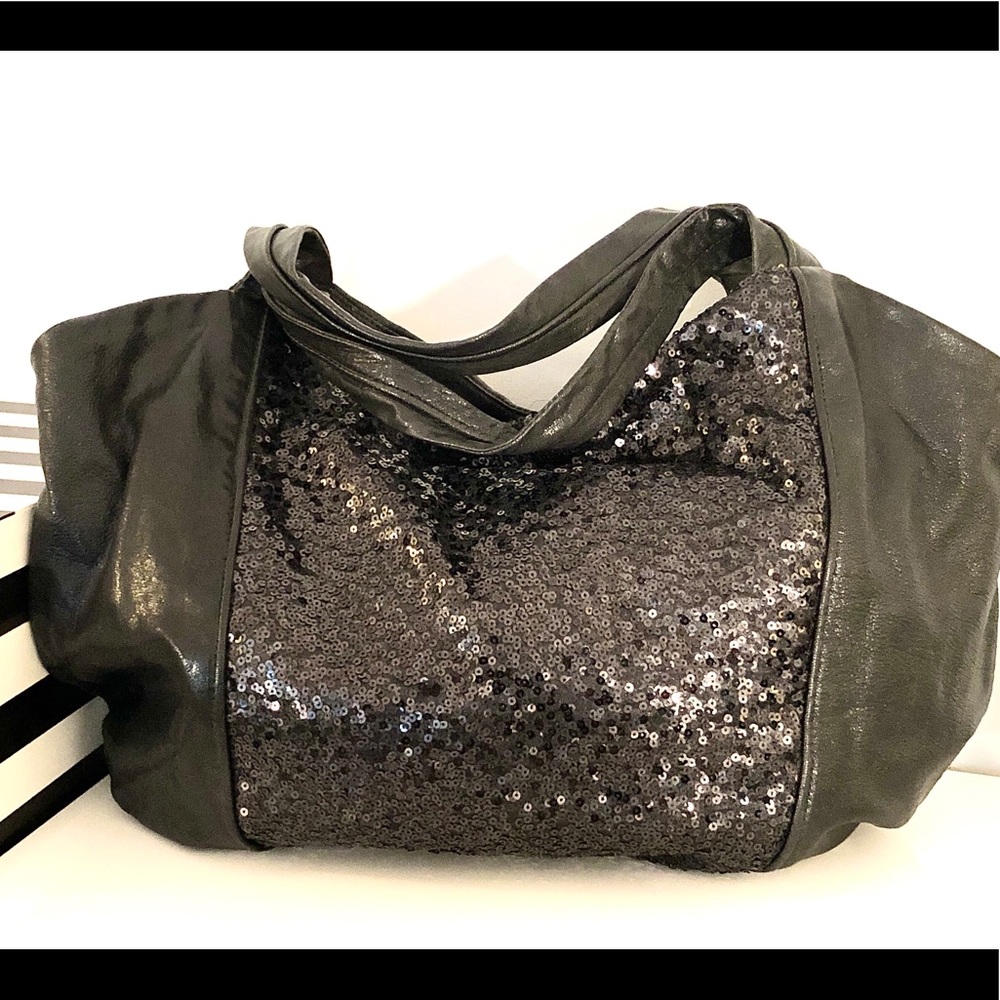 BANANA REPUBLIC Leather tote with sequins inset